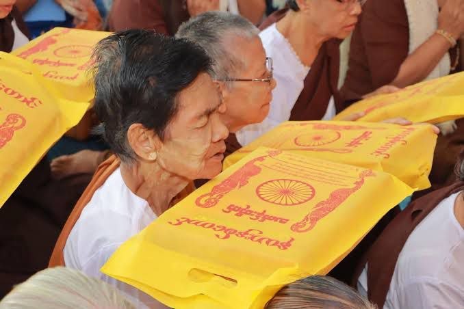 ခိုင်နှင်းဝေဘိုးဘွားရိပ်သာစောင့်ရှောက်ရေး